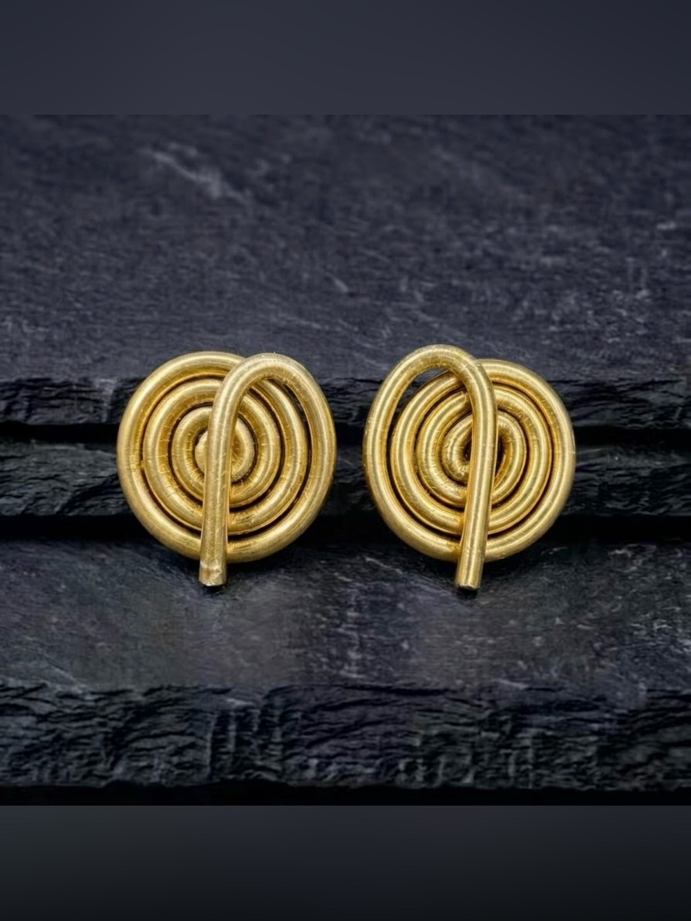 Vintage 80s Jeff Lieb Signed Gold Tone Industrial Brutalist Spiral Clip Earrings